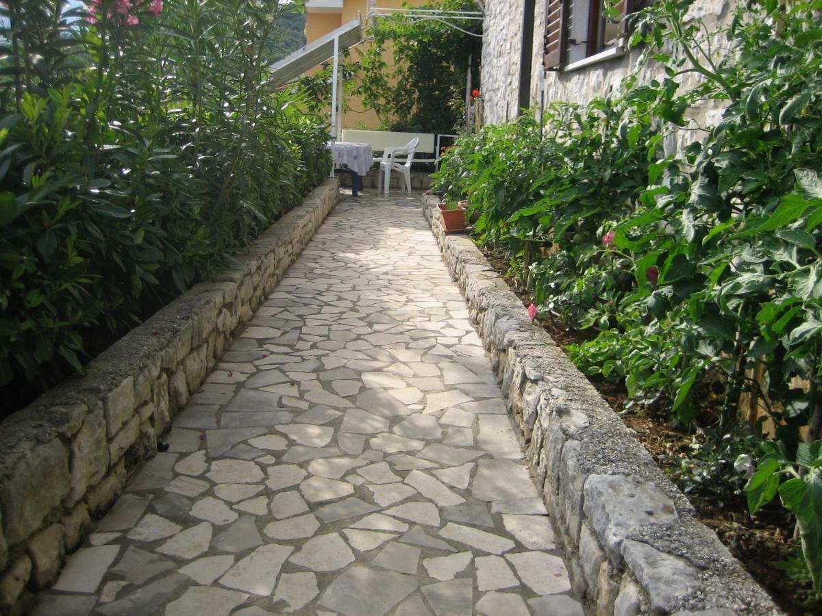 Luxury 1 Bedroom Apartment In Rabac Esterno foto