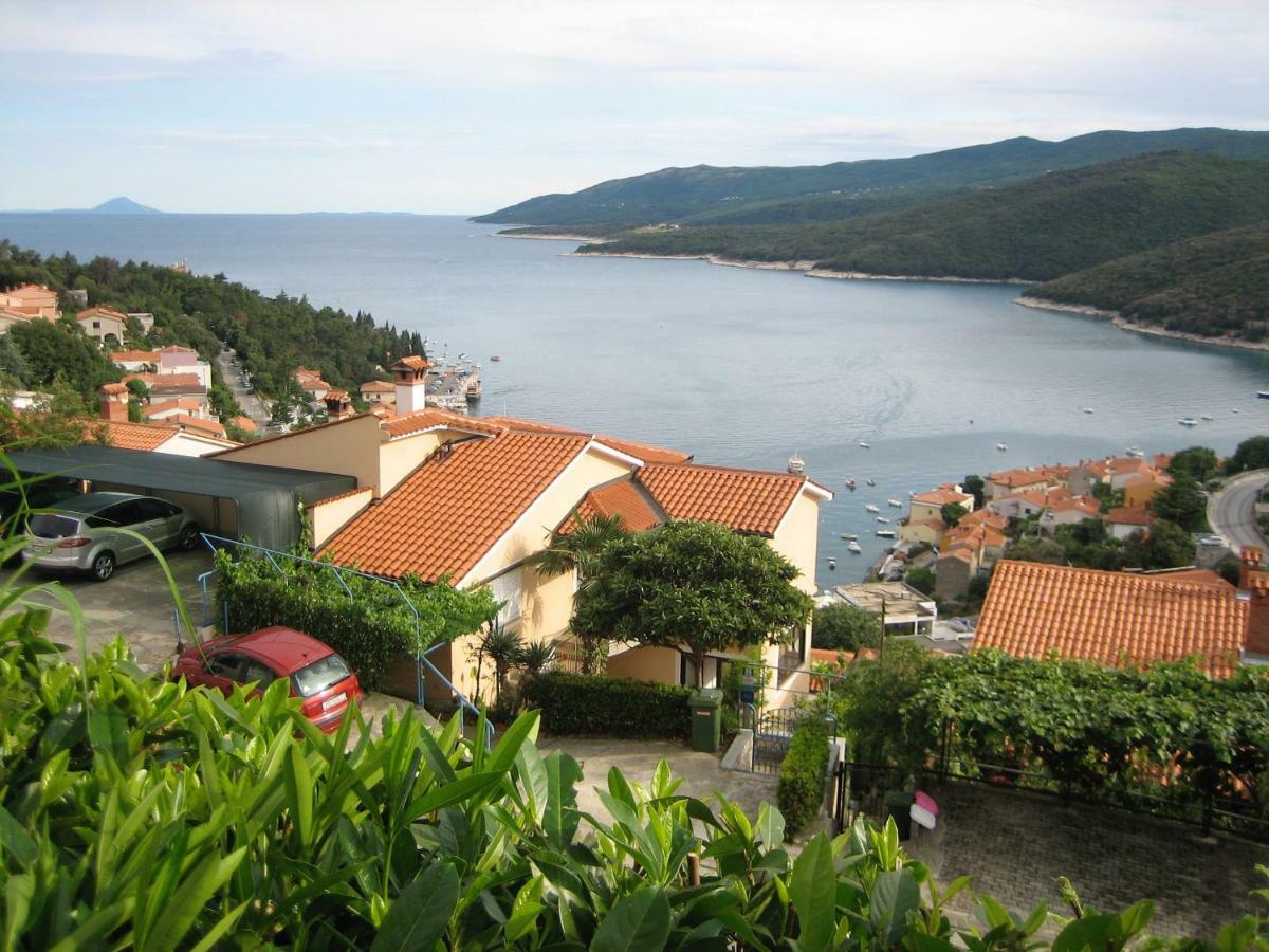 Luxury 1 Bedroom Apartment In Rabac Esterno foto