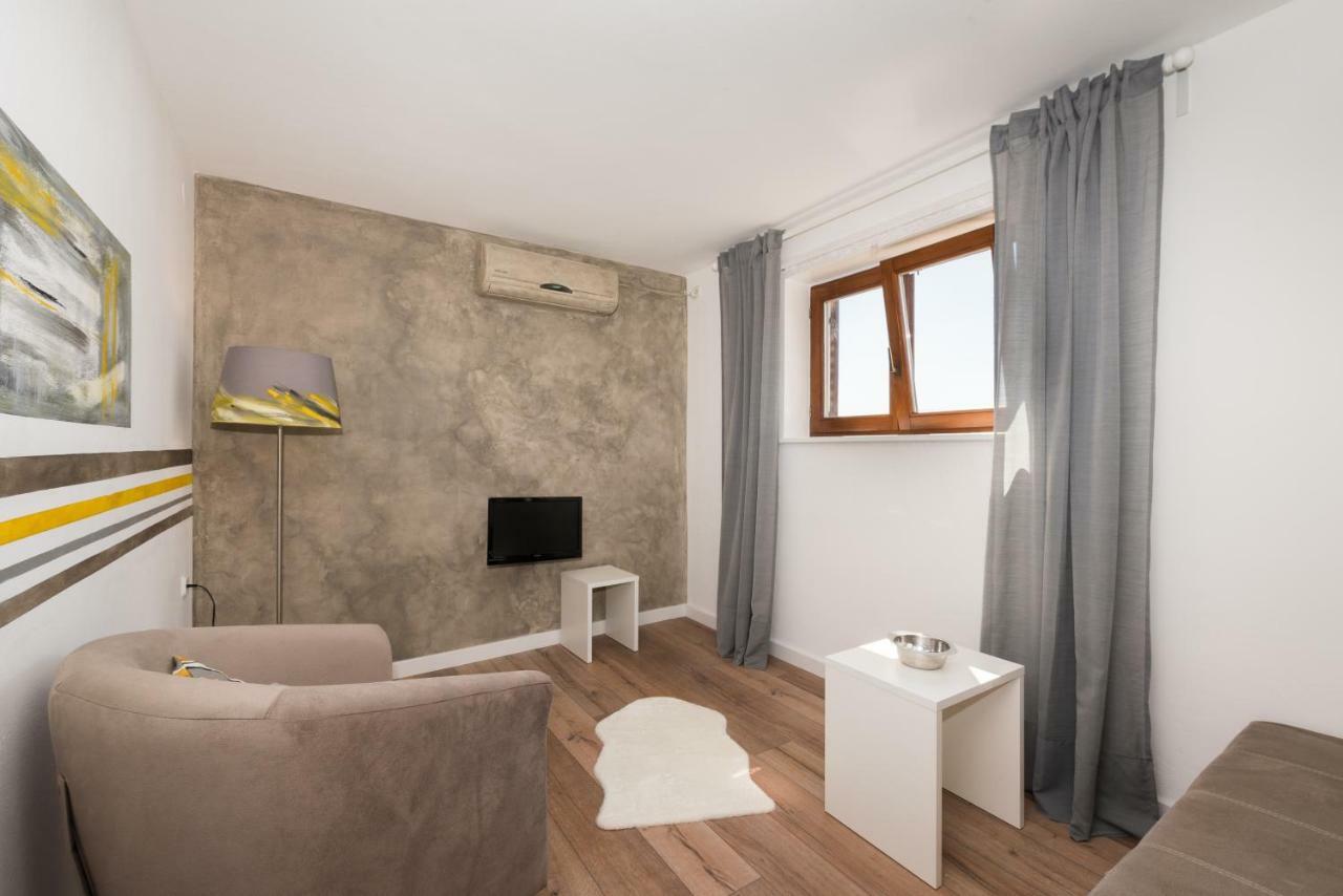 Luxury 1 Bedroom Apartment In Rabac Esterno foto