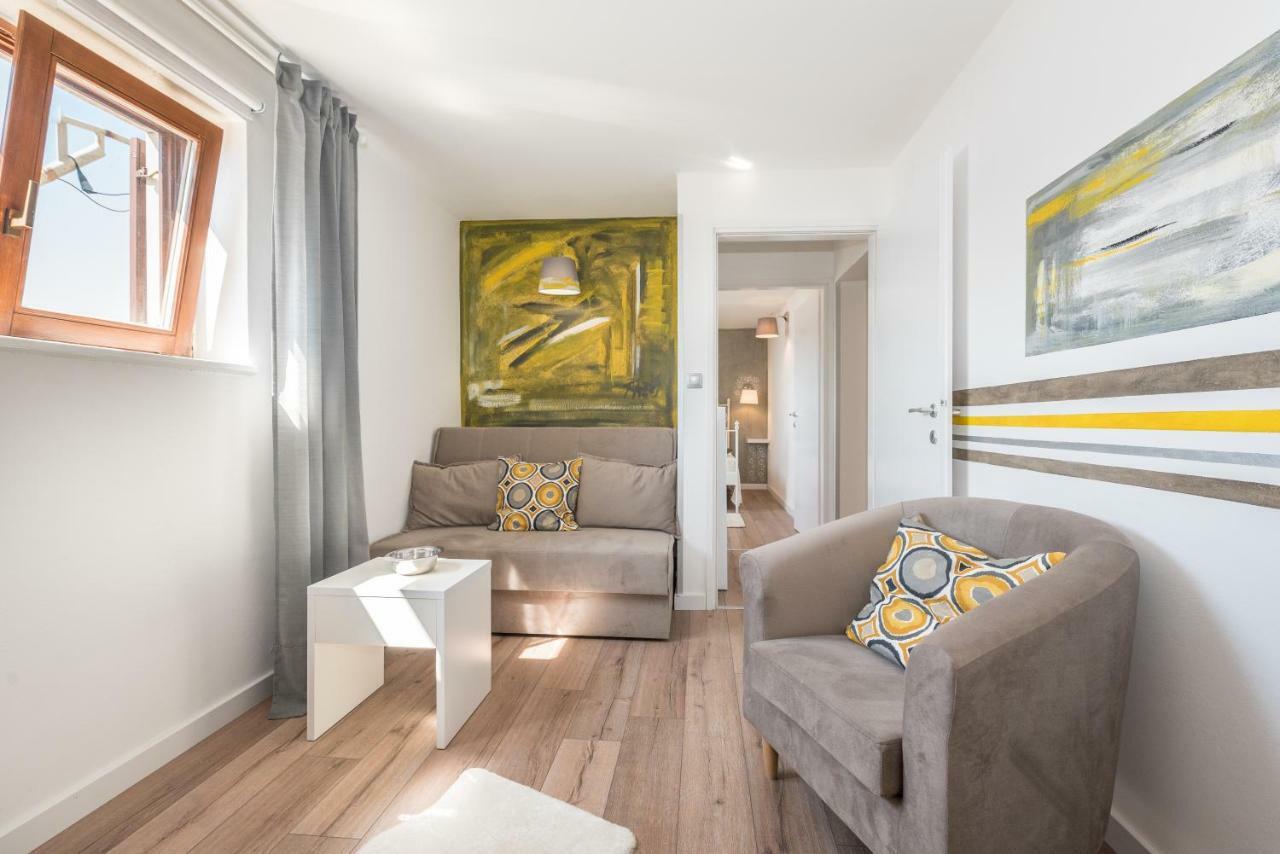 Luxury 1 Bedroom Apartment In Rabac Esterno foto