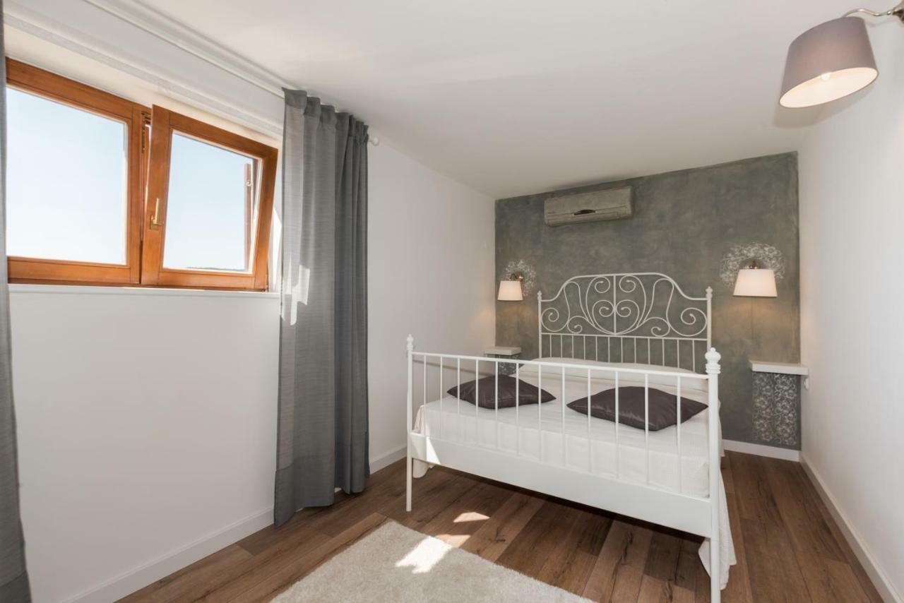 Luxury 1 Bedroom Apartment In Rabac Esterno foto
